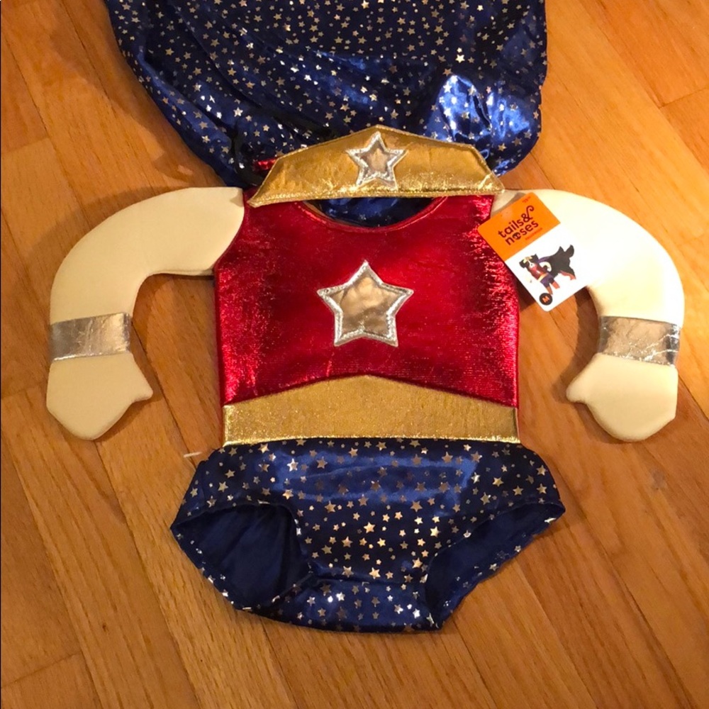 Super woman dog costume size M